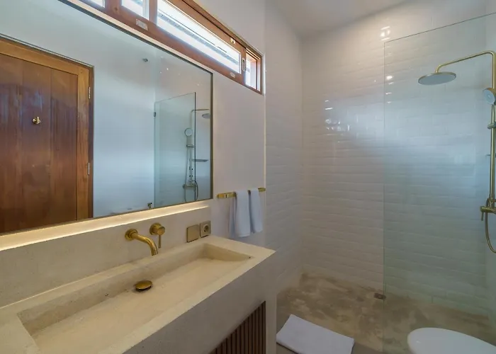 Umaju - Contemporary Minimalist 2br In Umalas! Villa