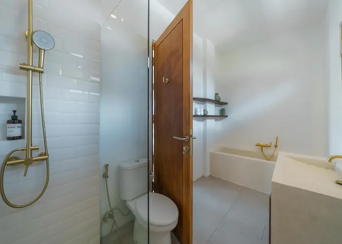 Umaju - Contemporary Minimalist 2br In Umalas! Canggu (Bali)